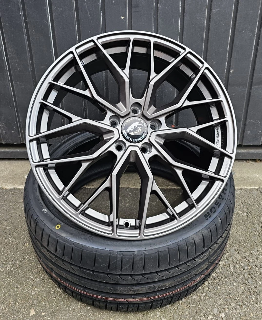 19 Zoll KR3 Alu Felgen für Mercedes E Klasse W207 GLA A45 AMG Vito W205 W176