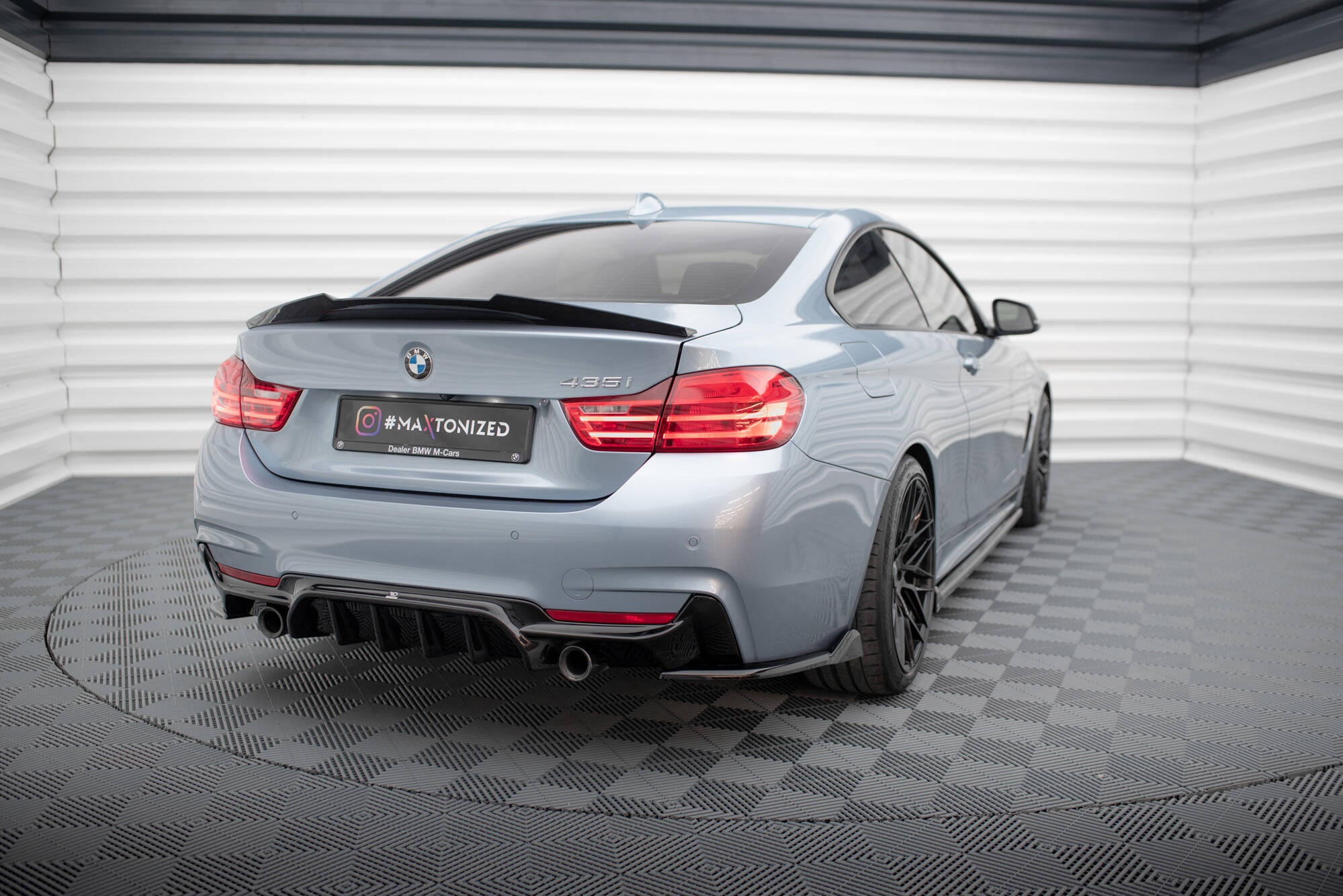 Street+ Heck Ansatz Flaps V.5 passend für BMW 4er Coupe M-Paket F32 schwarz Hochglanz