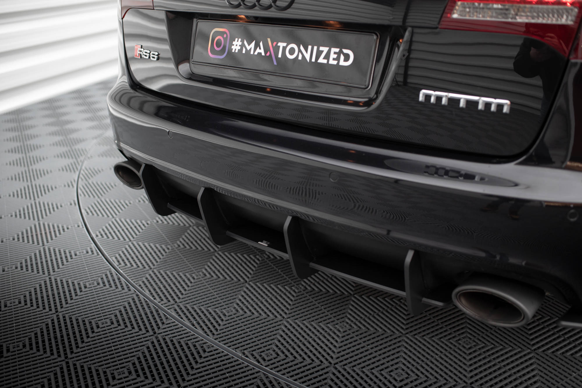 Street Pro Heckschürze Heck Ansatz Diffusor passend für Audi RS6 Avant C6