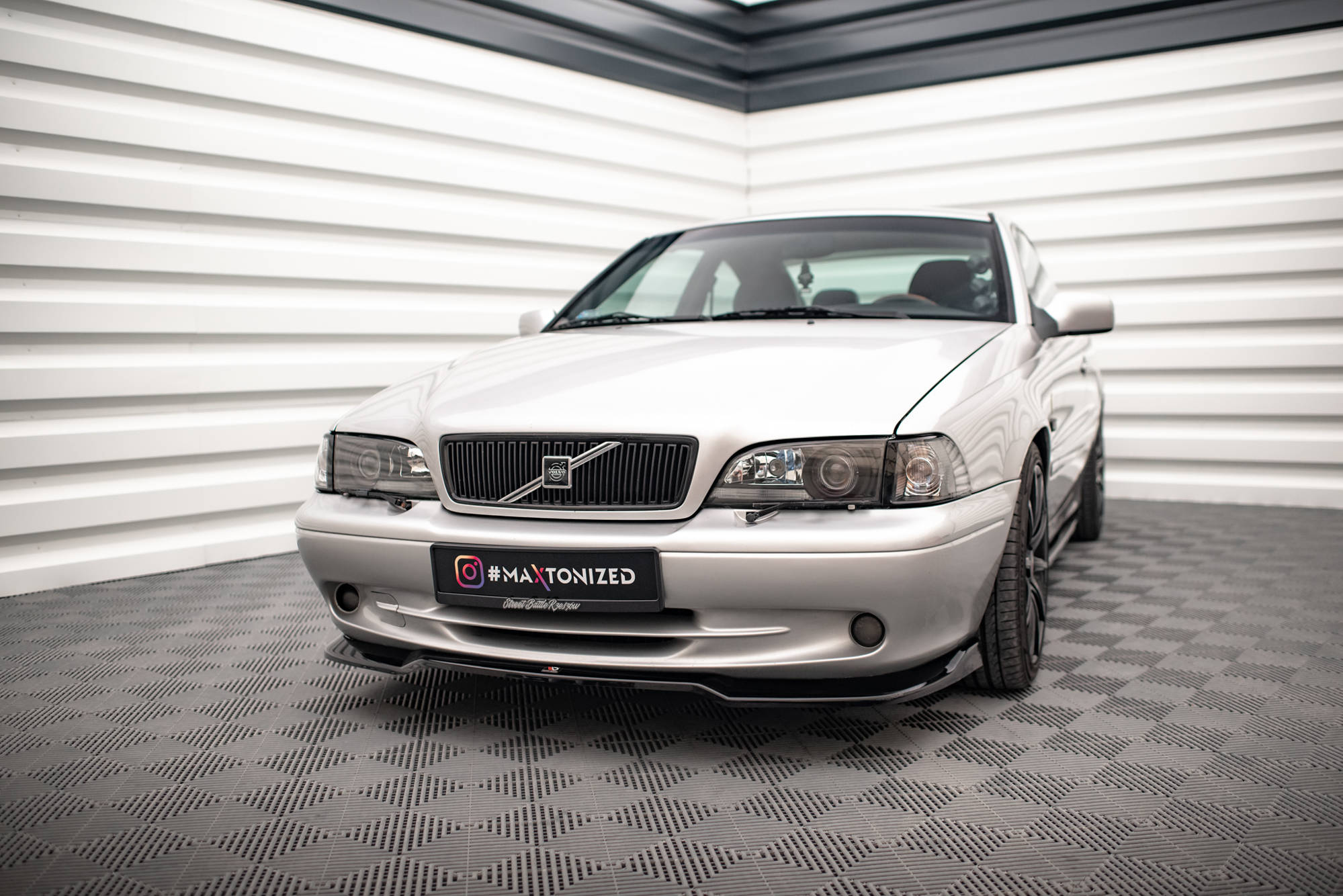 Street+ Spoilerlippe Front Ansatz V.2 passend für Volvo C70 Mk1 schwarz Hochglanz