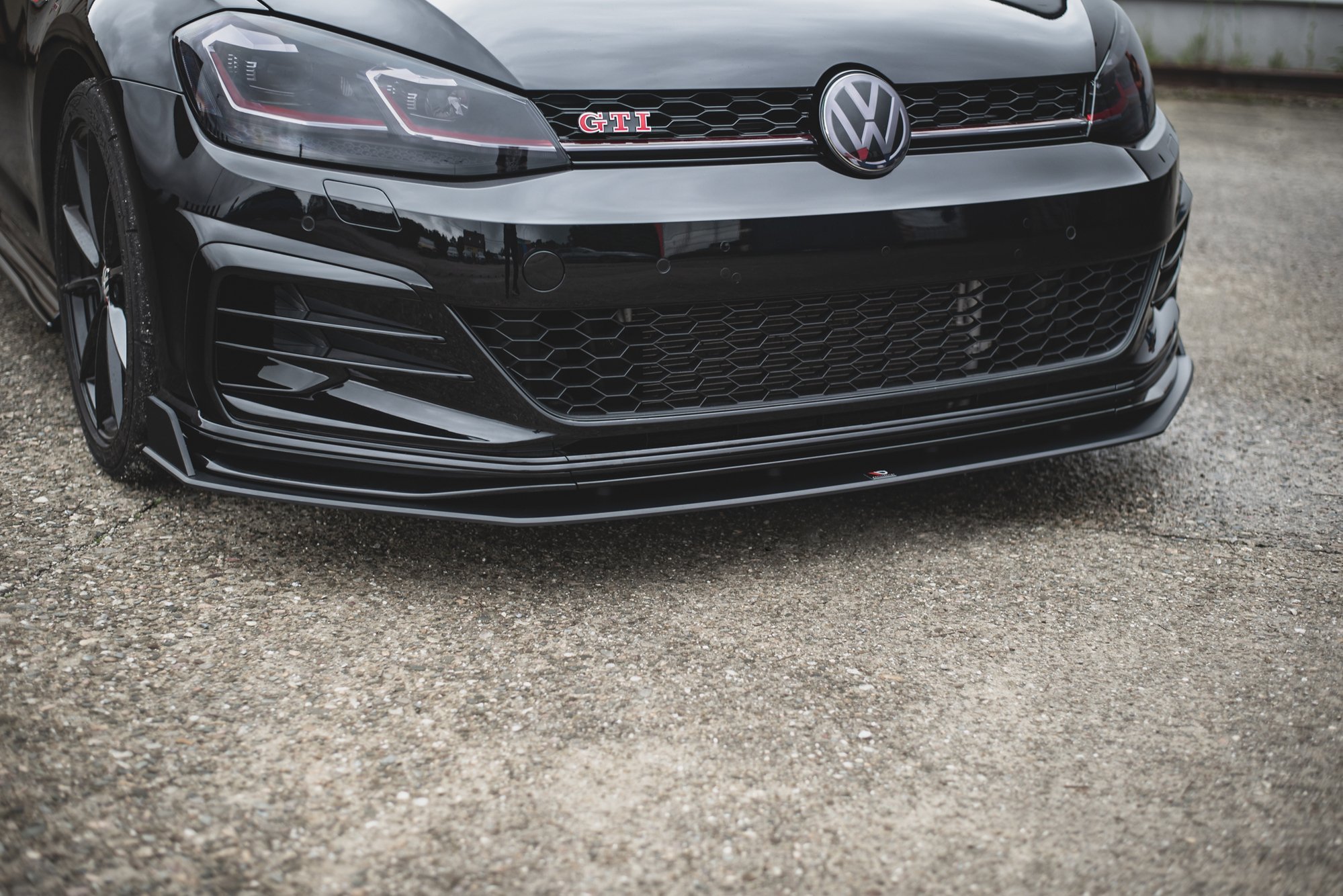 Street Pro Front Ansatz für / Frontansatz VW Golf 7 GTI TCR