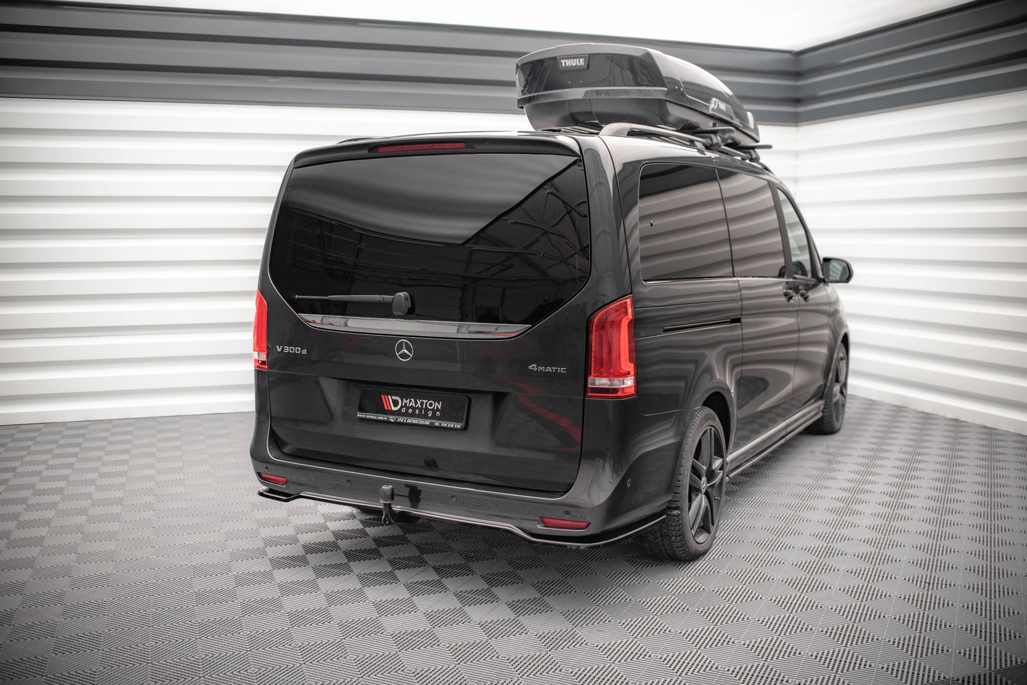 Street+ Mittlerer Diffusor RACE Heck Ansatz passend für Mercedes V-Klasse AMG-Line W447 FL schwarz Hochglanz