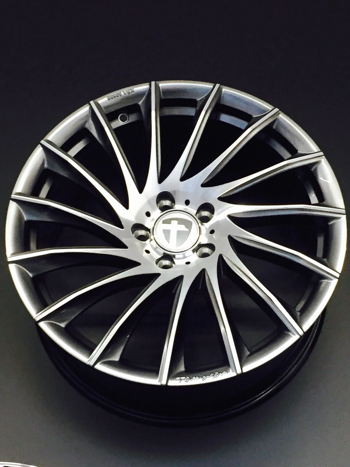 19 Zoll TN16 Felgen für VW Golf 5 6 7 GTI Performance GTD R R32 Passat Concave
