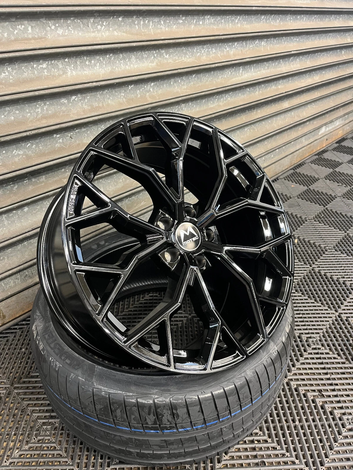19 Zoll MCT17 Felgen für Volvo XC40 Electric XC60 Polestar V40 S60 V70 V90 XC70