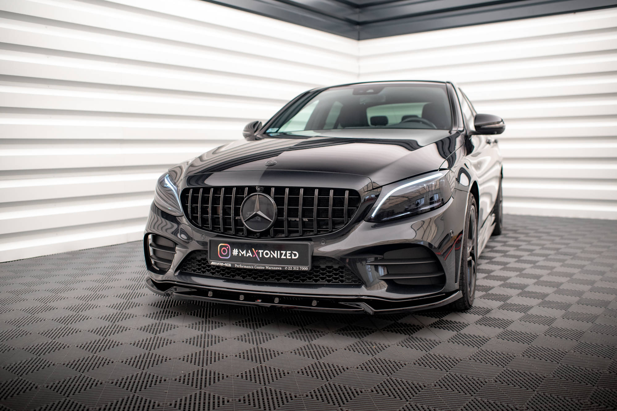 Street+ Spoilerlippe Front Ansatz V.2 passend für Mercedes C AMG Line Limousine / Coupe / Kombi W205 / C205 / S205 FL schwarz Hochglanz
