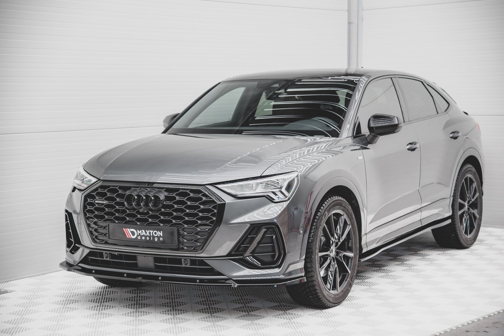 Street+ Spoilerlippe Front Ansatz V.2 passend für Audi Q3 Sportback / SUV S-Line F3 schwarz Hochglanz