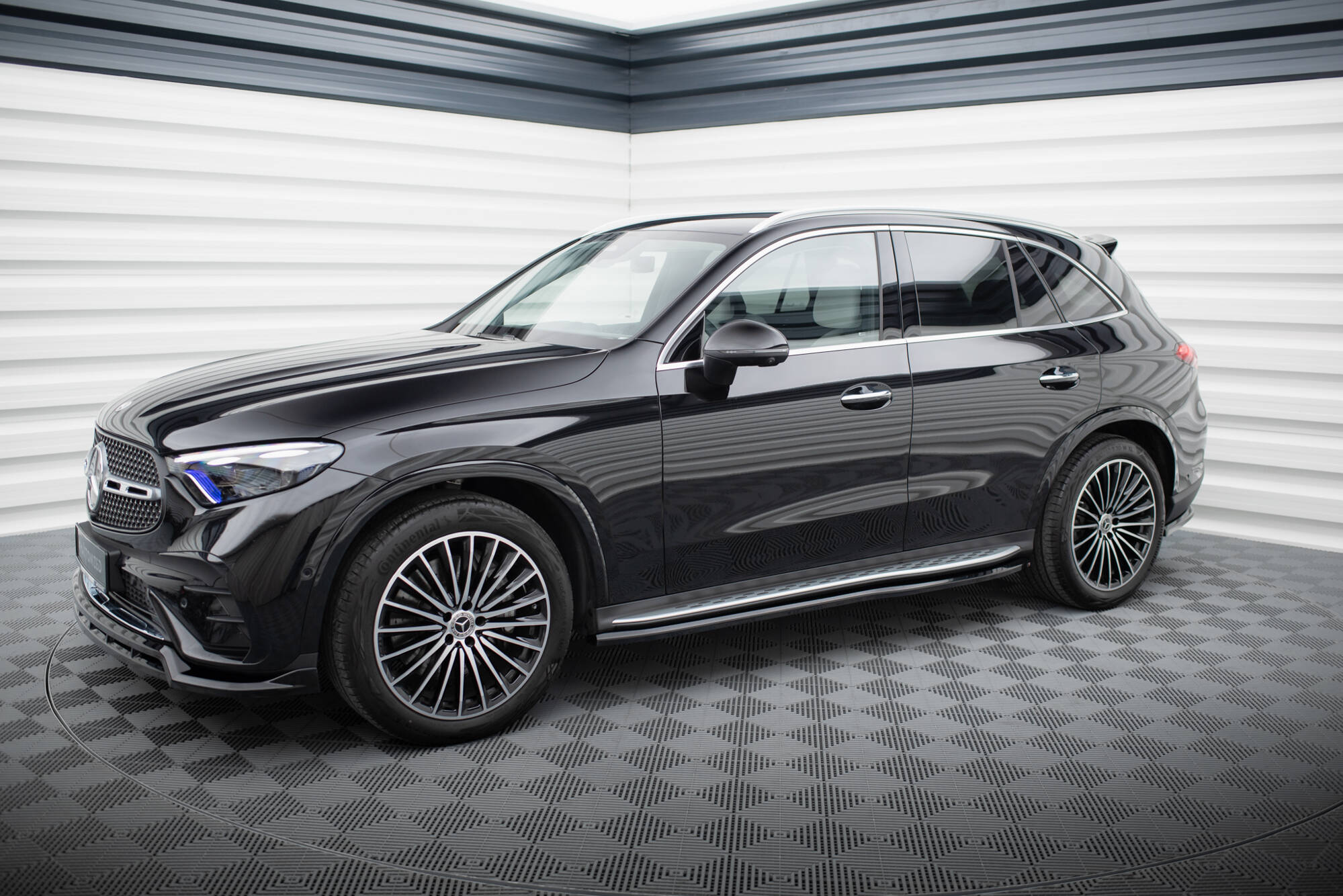 Street+ Seitenschweller Leisten passend für Mercedes GLC AMG-Line X254 schwarz Hochglanz