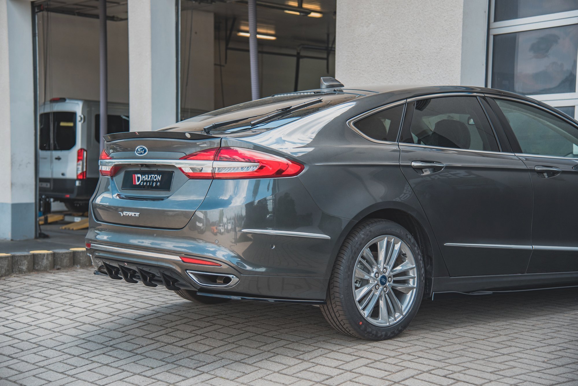 Heck Ansatz Flaps Diffusor für Ford Mondeo Vignale Mk5 Facelift schwarz matt