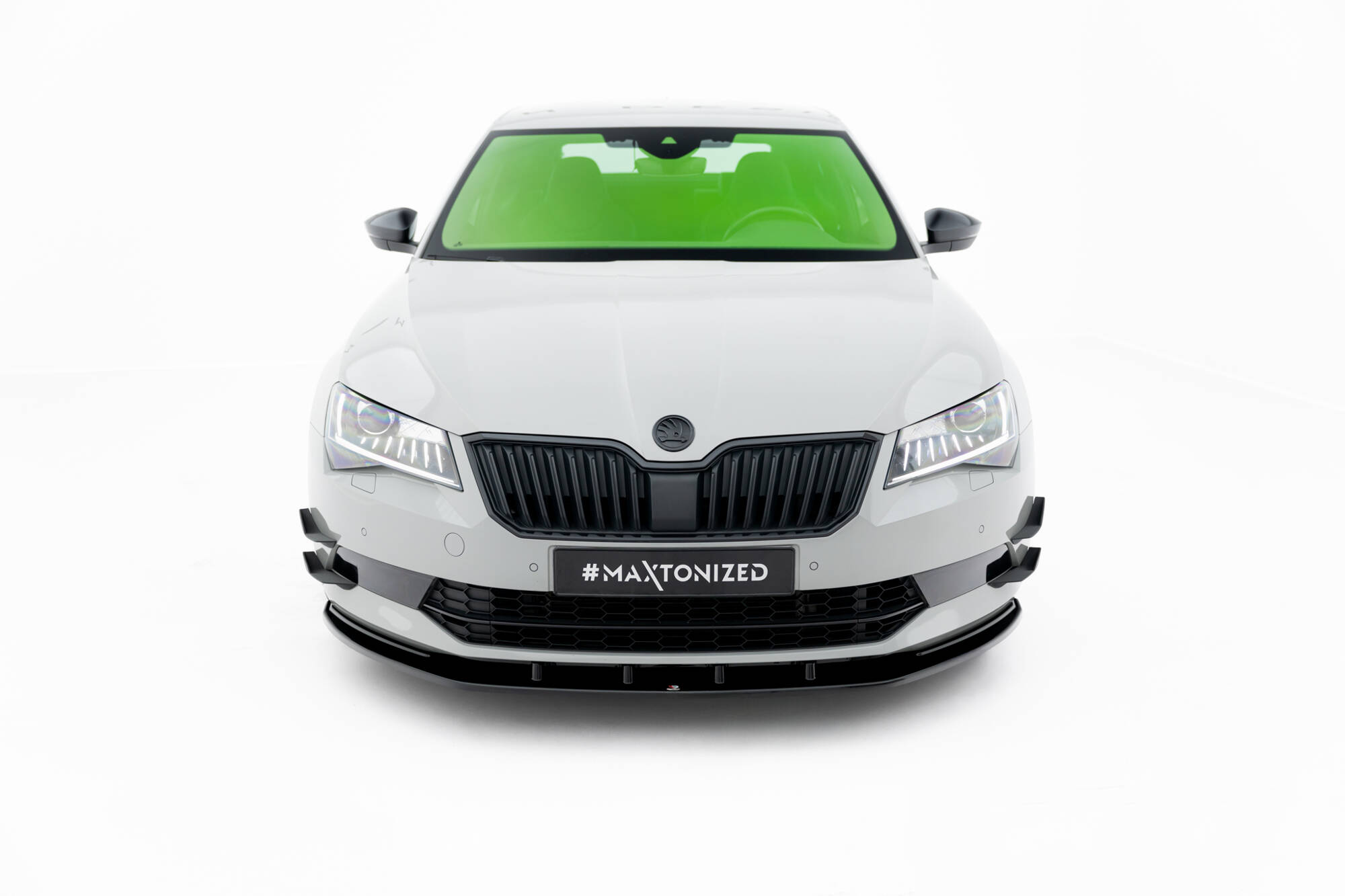 Street+ Spoilerlippe Front Ansatz V.3 passend für Skoda Superb Liftback / Combi Mk3 schwarz Hochglanz