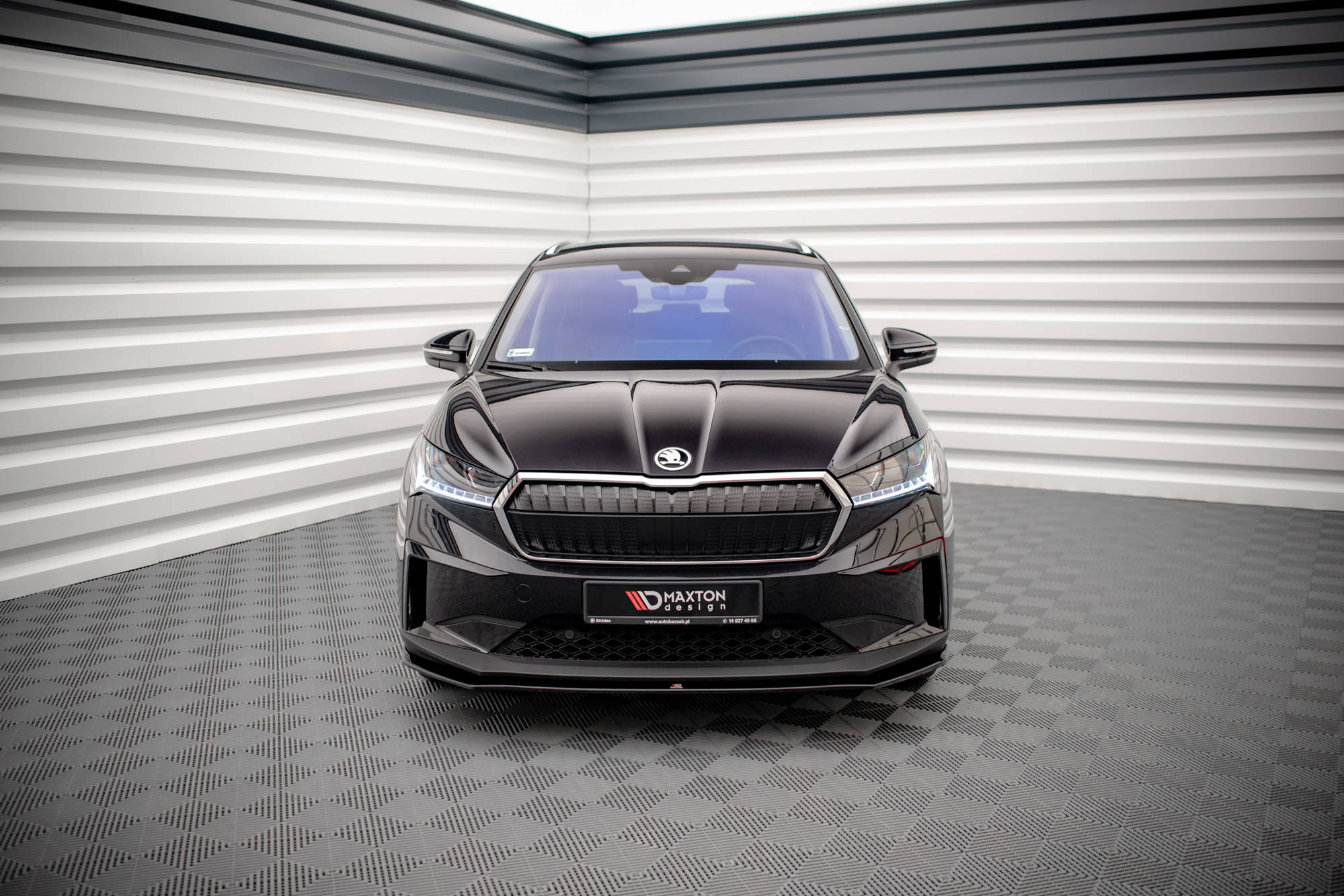 Street+ Spoilerlippe Front Ansatz V.1 passend für Skoda Enyaq iV schwarz Hochglanz