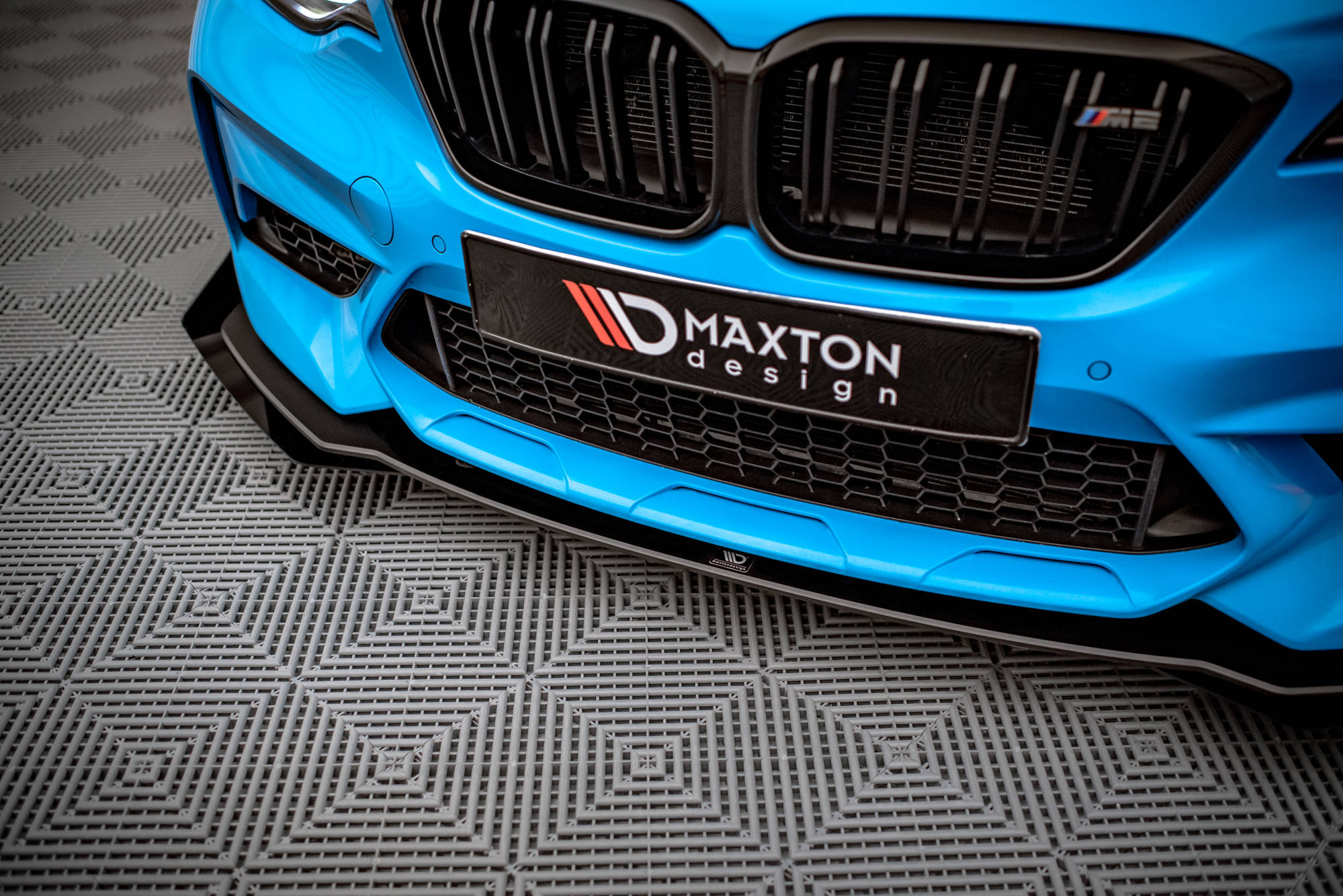 Street Pro Spoilerlippe Front Ansatz + Flaps V.1 passend für BMW M2 Competition F87 schwarz Hochglanz