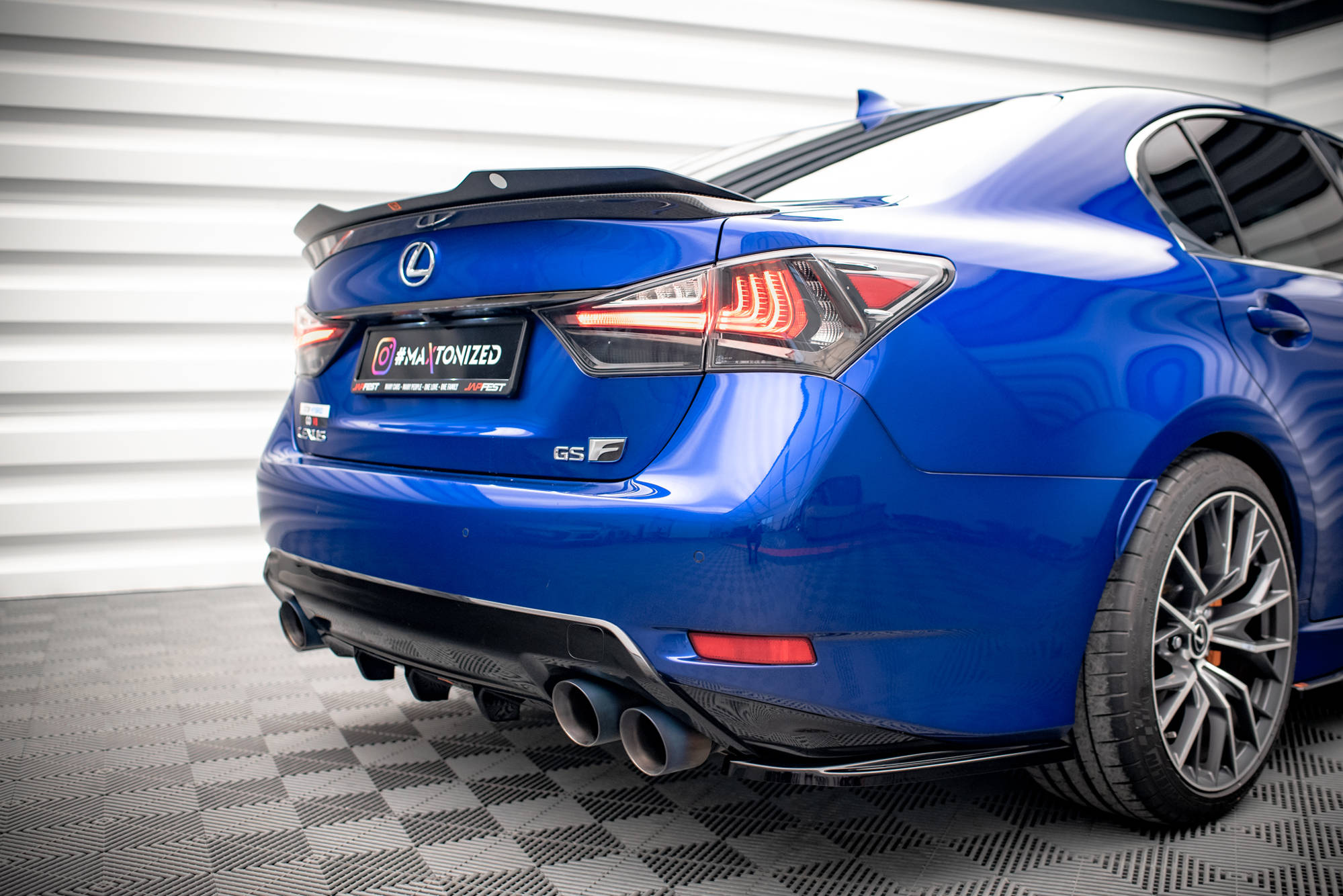 Street+ Heck Ansatz Diffusor passend für Lexus GS F Mk4 FL schwarz Hochglanz