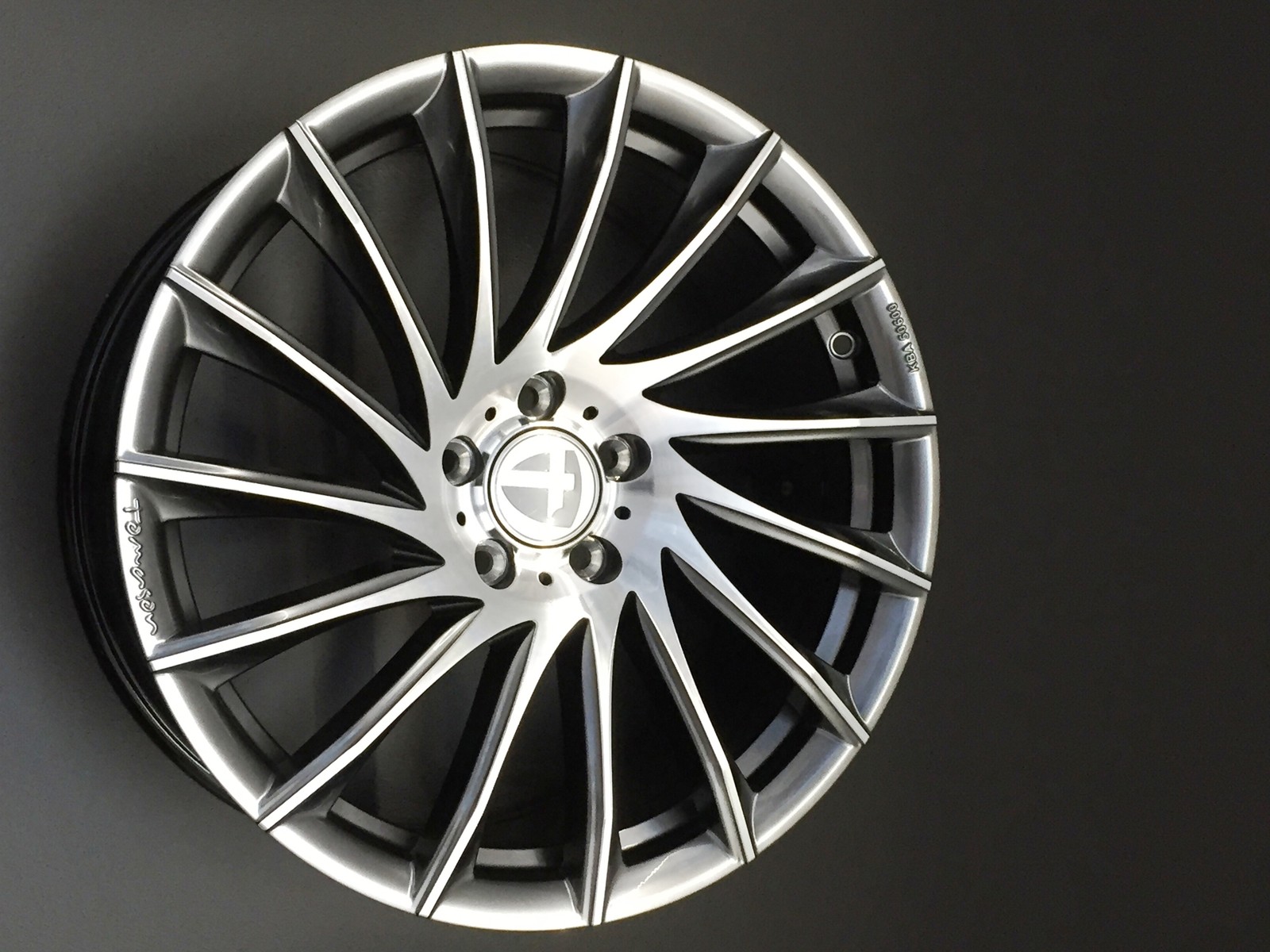 19 Zoll TN16 Felgen für VW Golf 5 6 7 GTI Performance GTD R R32 Passat Concave