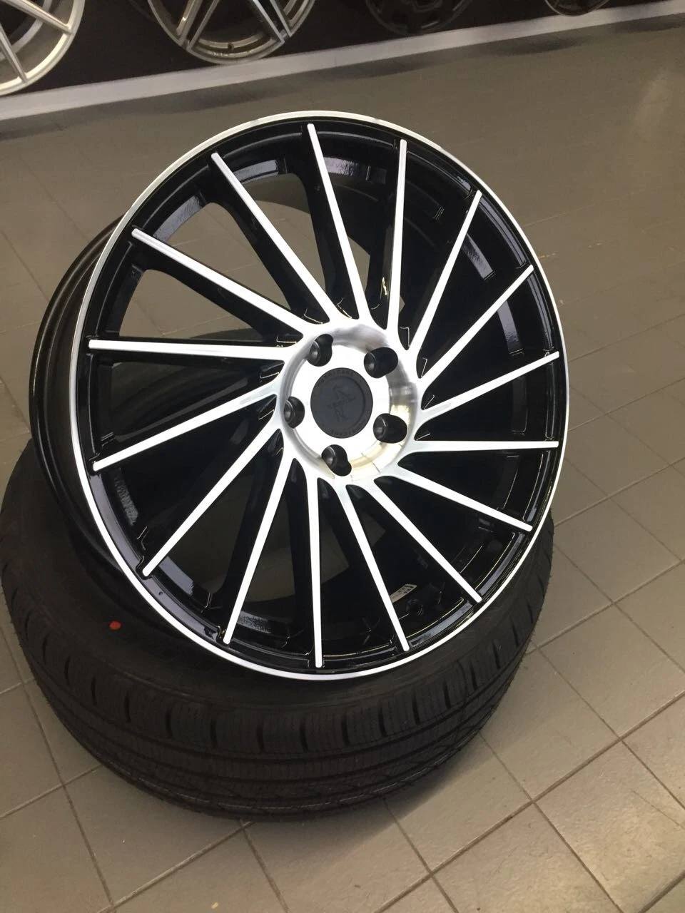 19 Zoll Keskin KT17 Alu Felgen 5x112 et45 schwarz für Audi VW Skoda Seat GTI S3