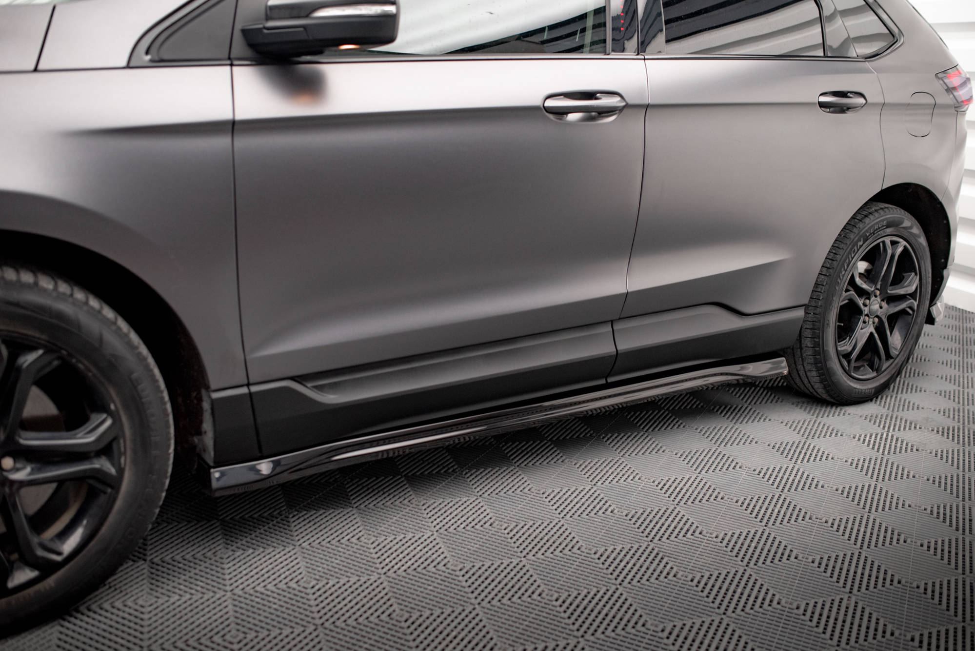 Street+ Seitenschweller Leisten passend für Ford Edge ST Mk2 FL schwarz Hochglanz