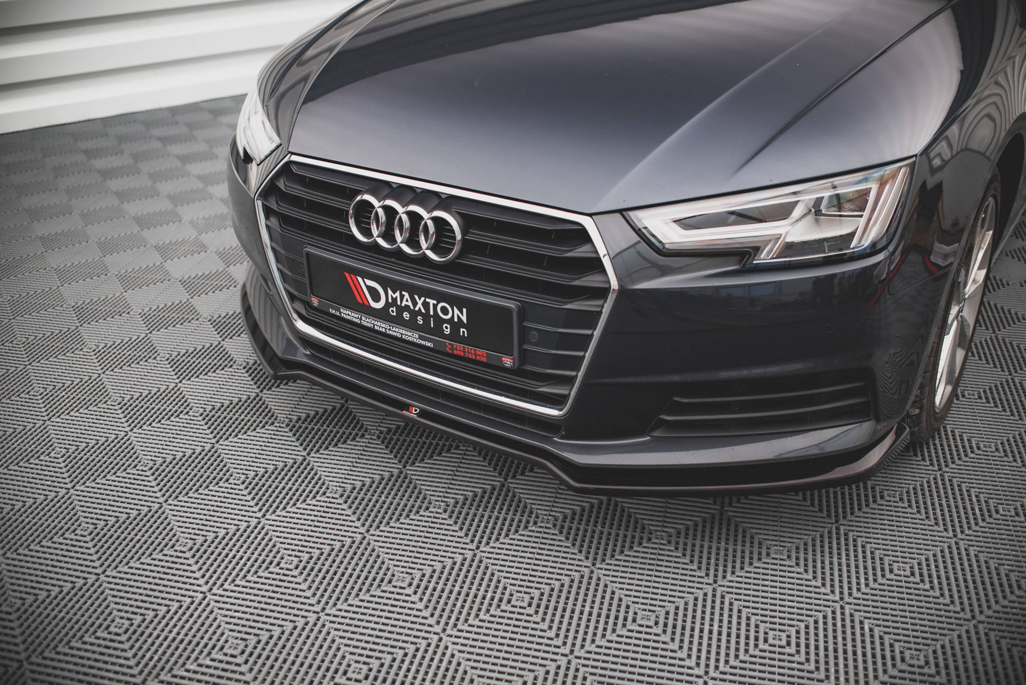 Street+ Spoilerlippe Front Ansatz V.2 passend für Audi A4 B9 schwarz Hochglanz