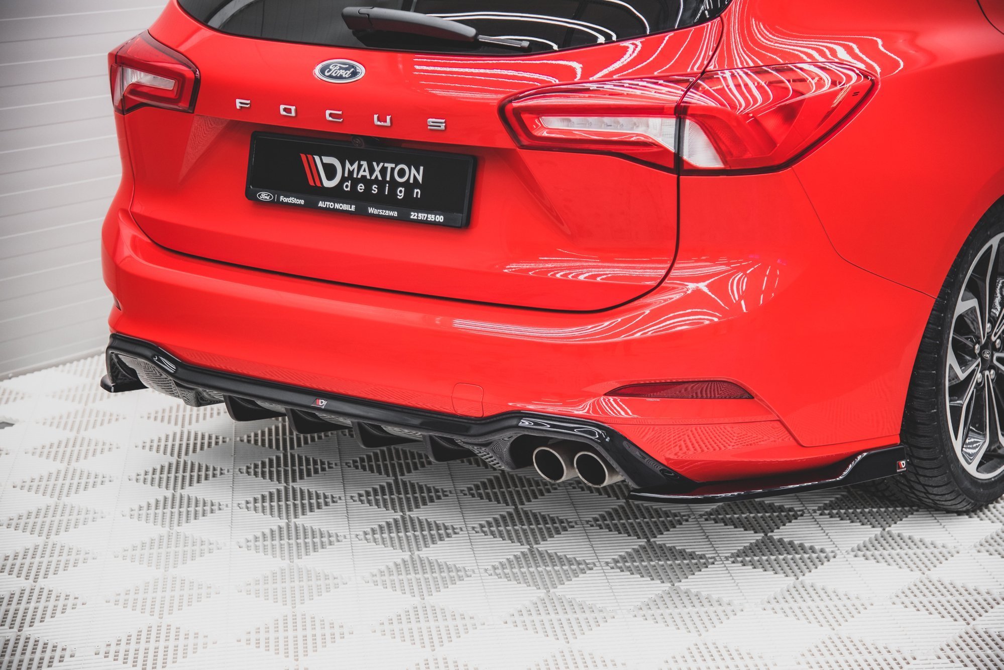 Street+ Heck Ansatz Diffusor passend für Ford Focus ST-Line Kombi Mk4 schwarz Hochglanz