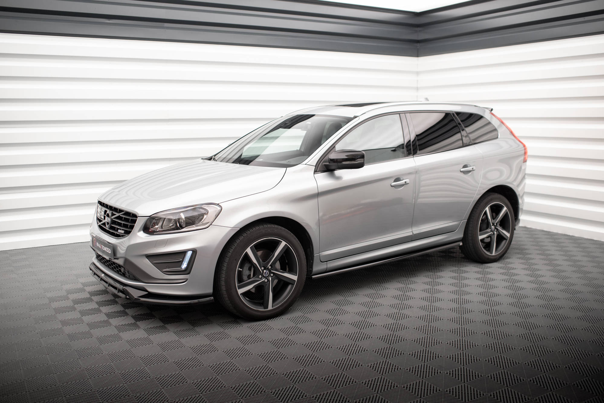 Street+ Seitenschweller Leisten passend für Volvo XC60 Mk1 FL schwarz Hochglanz