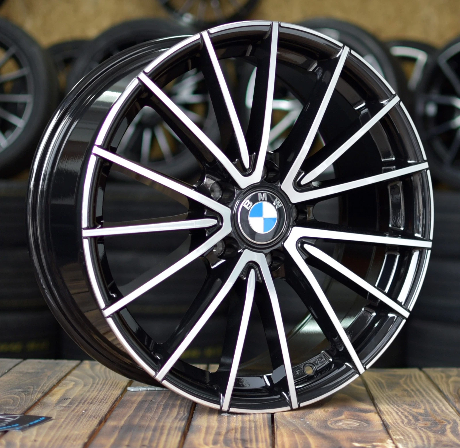 18 Zoll V2 Felgen 5x120 für BMW 1er E81 E82 E87 E88 F20 F21 M135i M140i M Paket