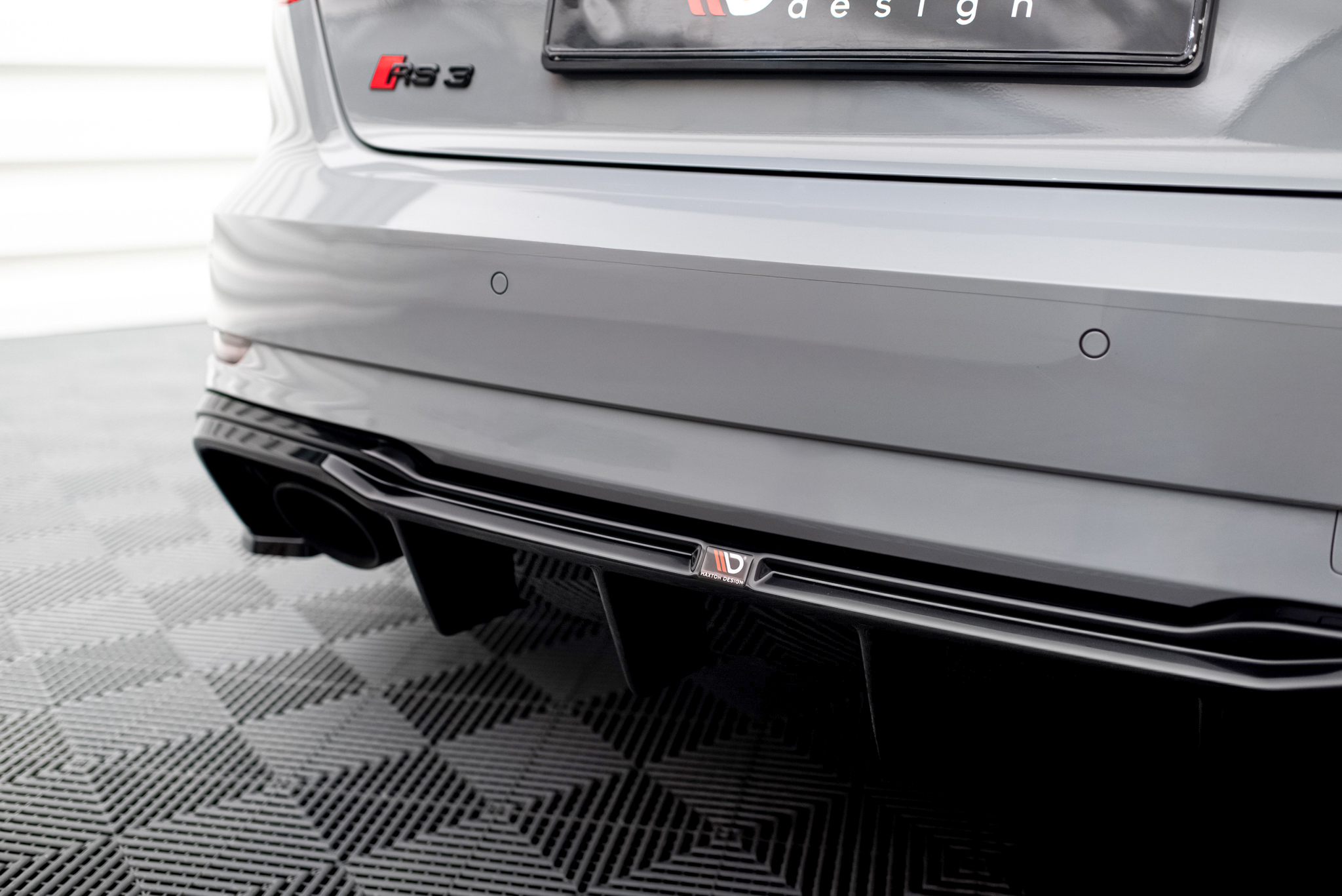 Street+ Heck Ansatz Diffusor V.2 passend für Audi RS3 8V Sportback FL schwarz Hochglanz