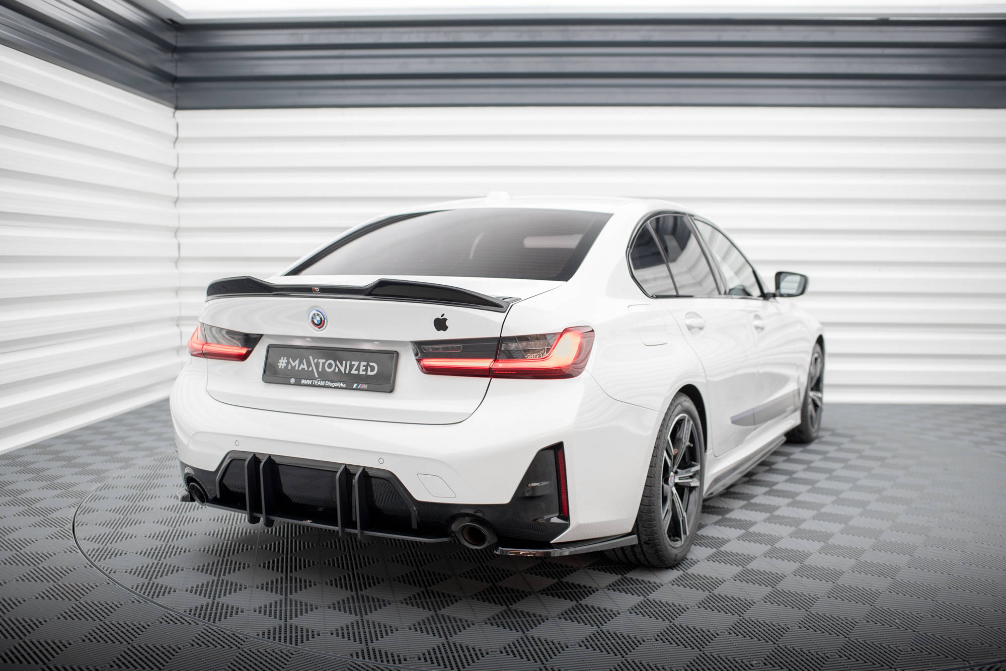 Street Pro Heckschürze Heck Ansatz Diffusor passend für BMW 3er M-Paket G20 / G21 FL rot