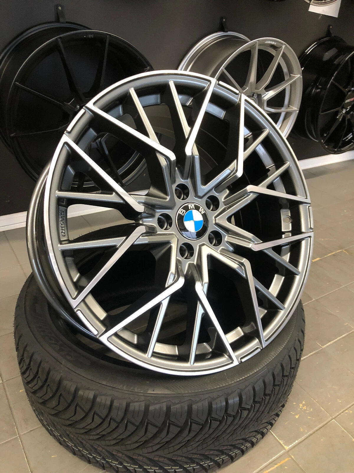 19 Zoll MM06 Felgen für BMW 5er G30 G31 550d 550i M Performance Competition Neu