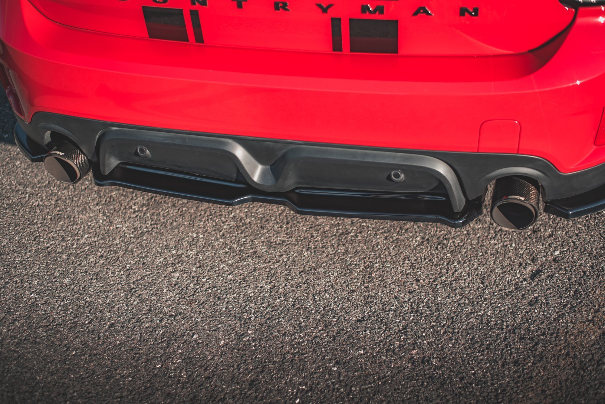 Street+ Mittlerer Diffusor Heck Ansatz passend für Mini Countryman Mk2 F60 JCW schwarz Hochglanz
