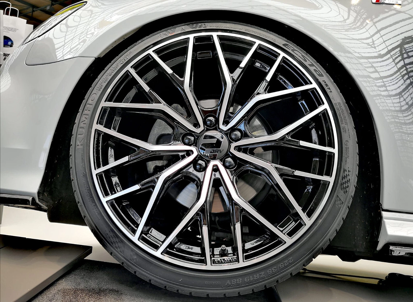 20 Zoll WH37 Felgen für GLA F2B 35 AMG GLB W212 W213 GLE GLK GLS C217 A217 W222