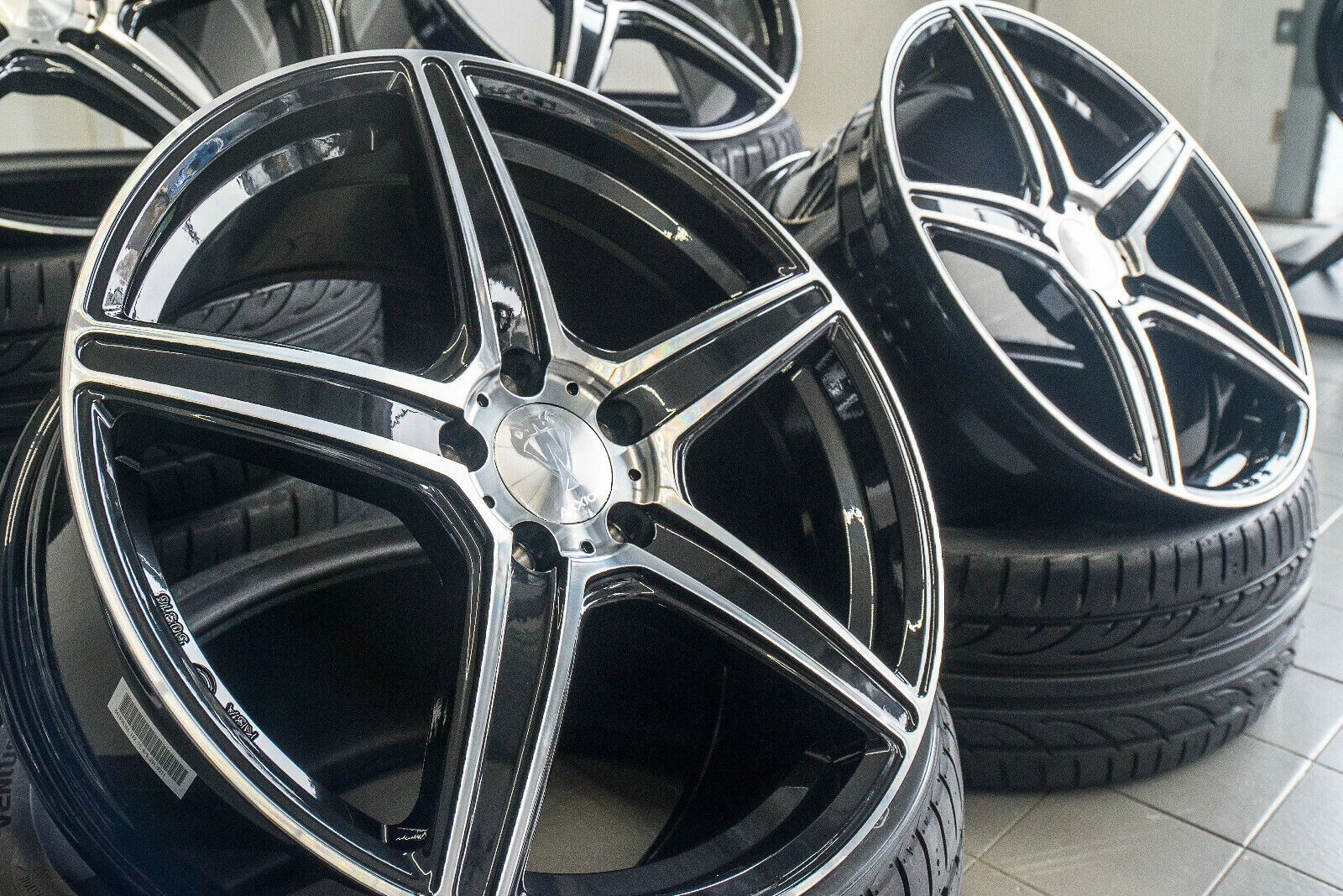 19 Zoll AX7 Alu Felgen für VW Passat CC Phaeton Scirocco R Sharan Tiguan R-Line