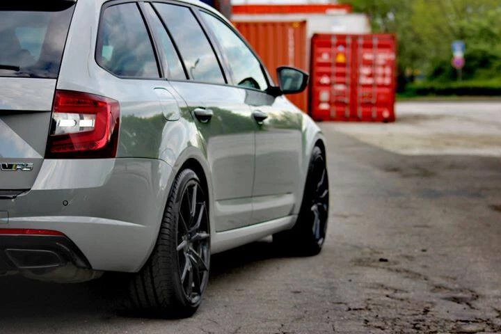 19 Zoll V1 Alu Felgen für Skoda Karoq Scout Octavia 1Z 5E NX VRS Superb Yeti RS