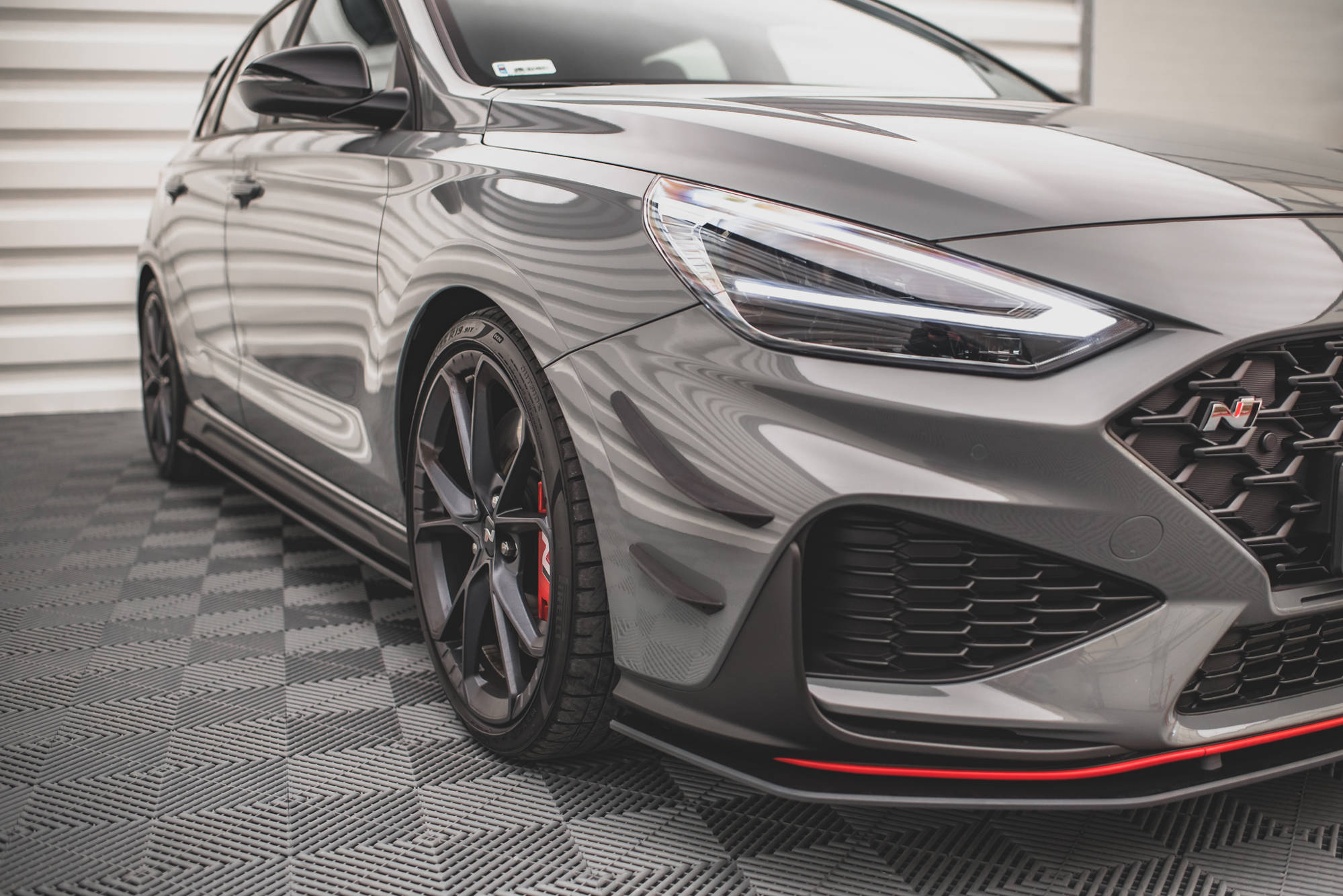 Stoßstangen Flaps Wings vorne Canards passend für Hyundai I30 N / I30 N-Line Hatchback/Fastback Mk3 FL