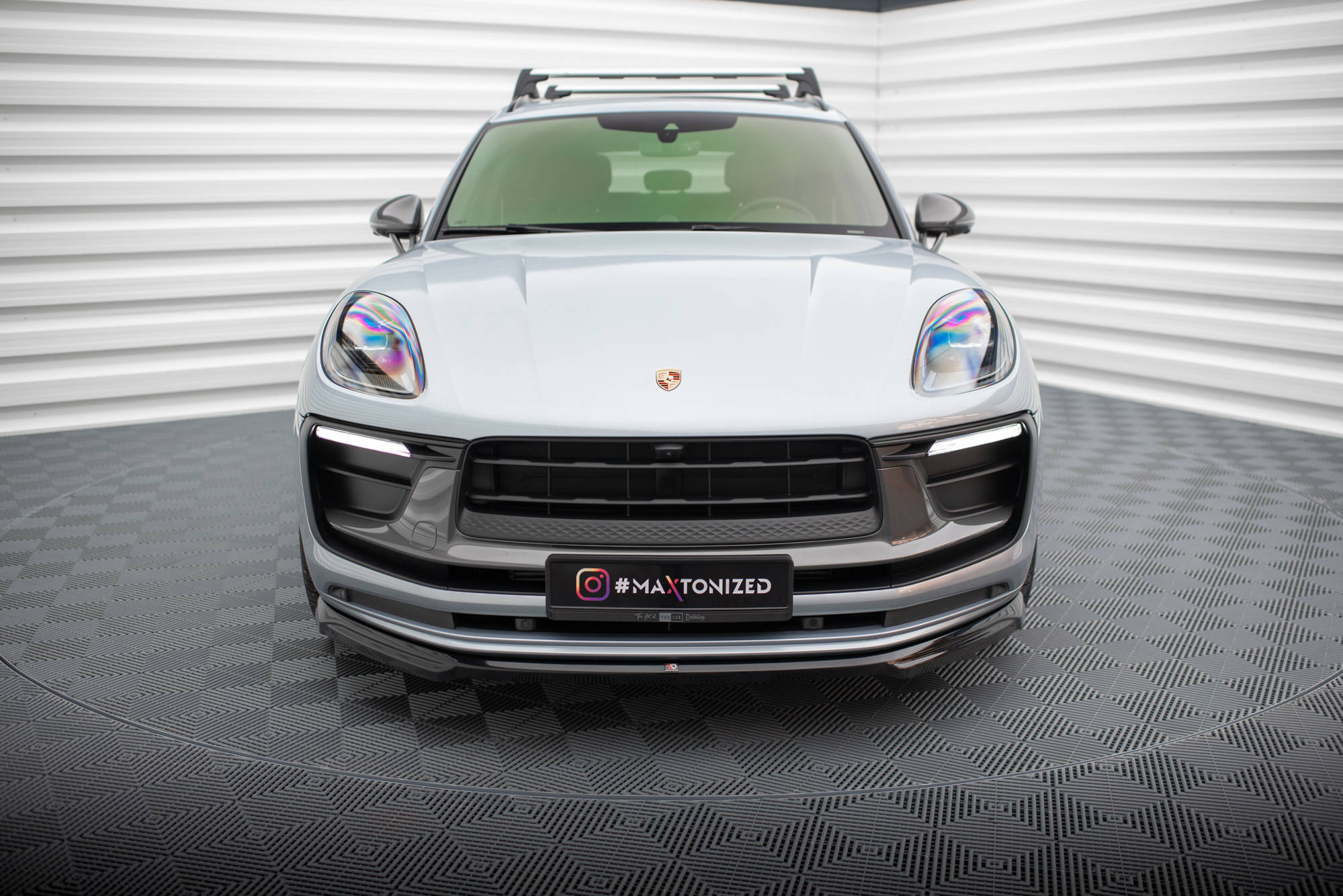 Street+ Spoilerlippe Front Ansatz passend für Porsche Macan Mk1 FL 2 schwarz Hochglanz