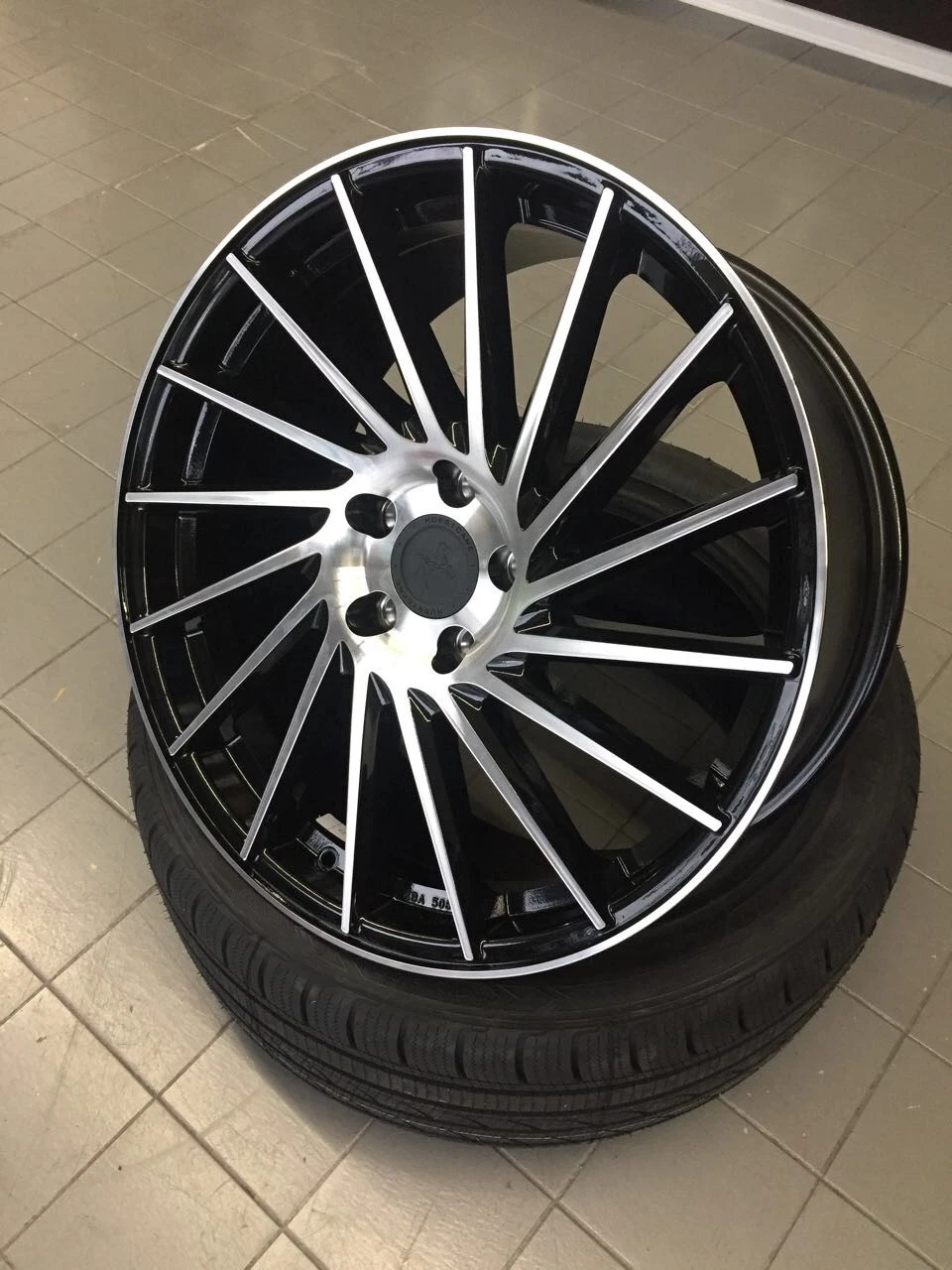19 Zoll KT17 Alu Felgen für VW Golf 5 6 7 GTI R32 R Performance GTE E-Golf GTD