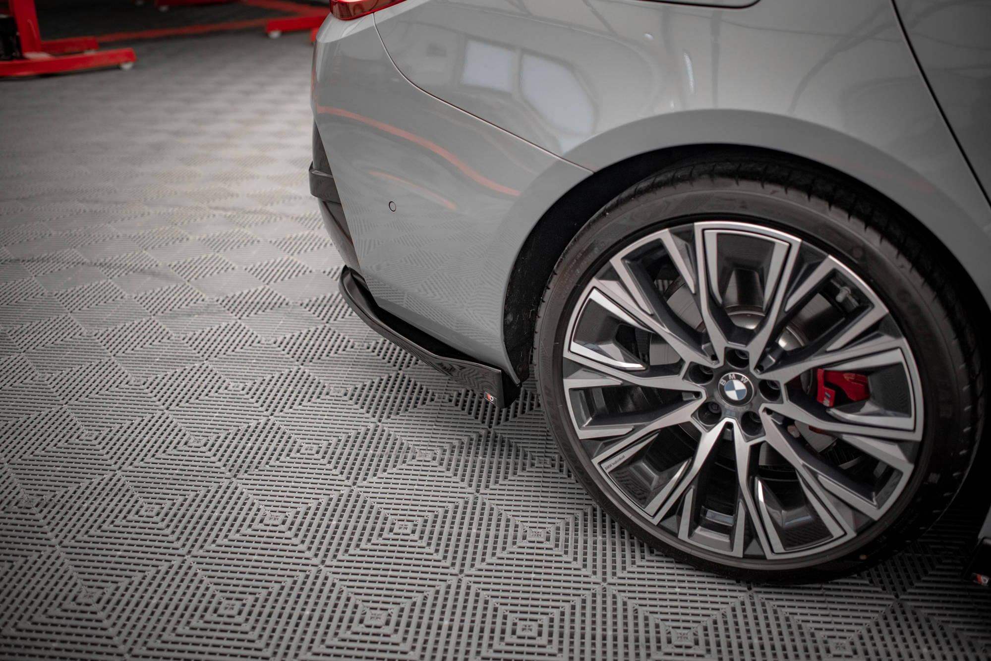 Street+ Heck Ansatz Flaps V.2 passend für BMW 4er Gran Coupe M-Paket G26 schwarz Hochglanz