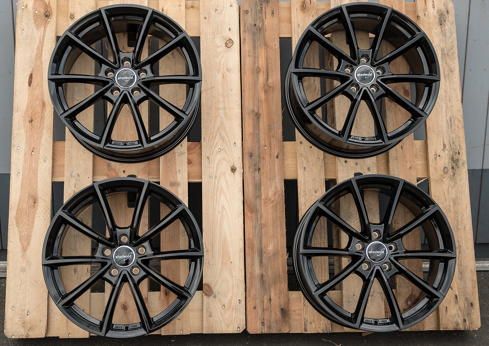 19 Zoll WH28 Alu Felgen für Mercedes A CLA Klasse W176 W177 A45 AMG 117 118 Neu