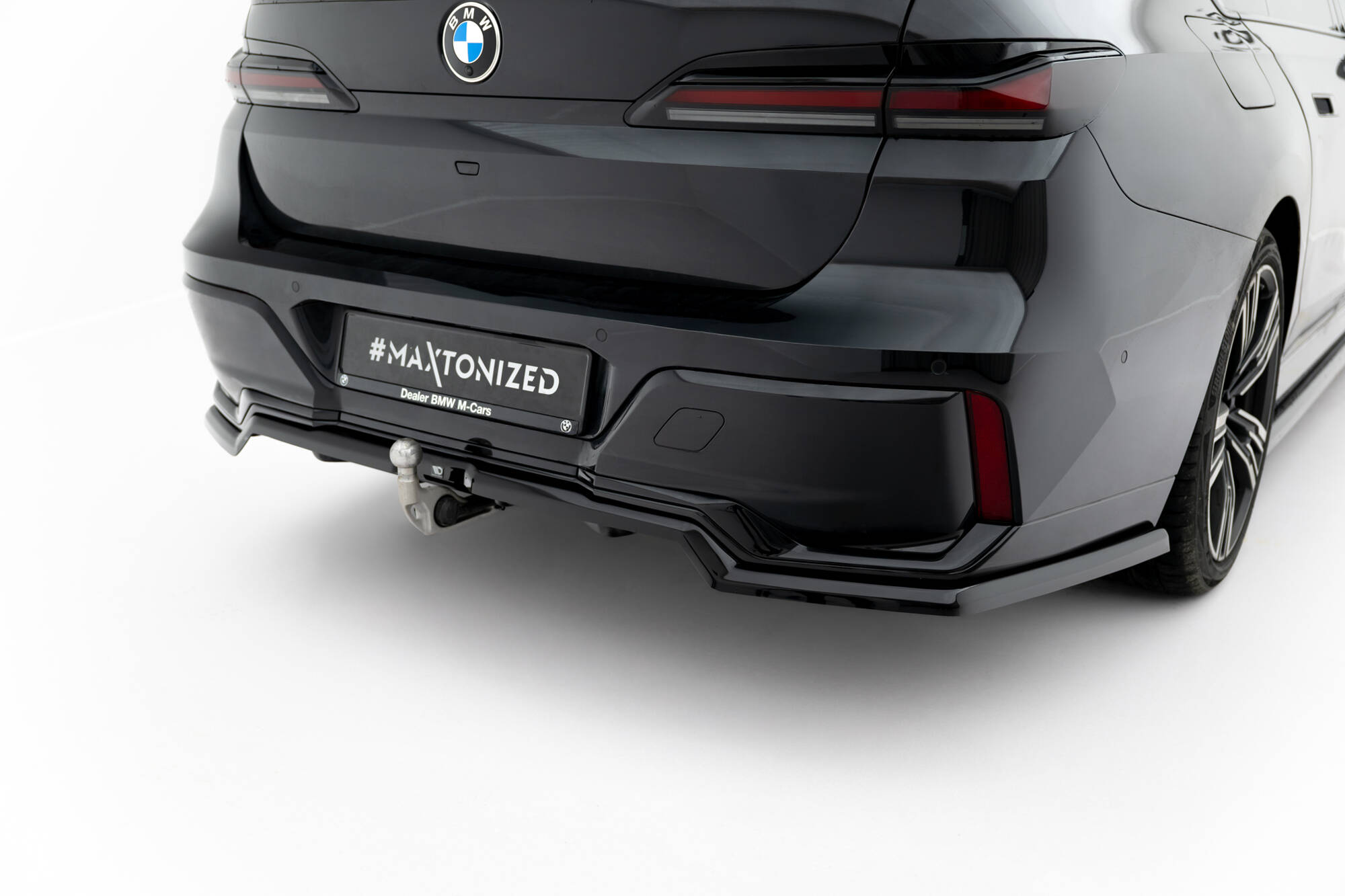 Street+ Mittlerer Diffusor RACE Heck Ansatz passend für BMW 7 M-Paket G70 schwarz Hochglanz