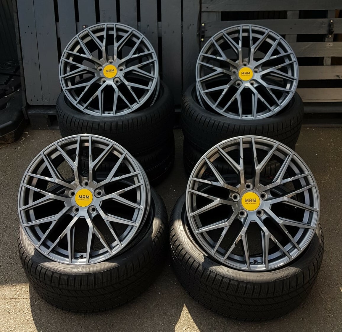 19 Zoll RS4 Felgen für Dacia Duster Nissan Almera Juke Nismo Primera Qashqai