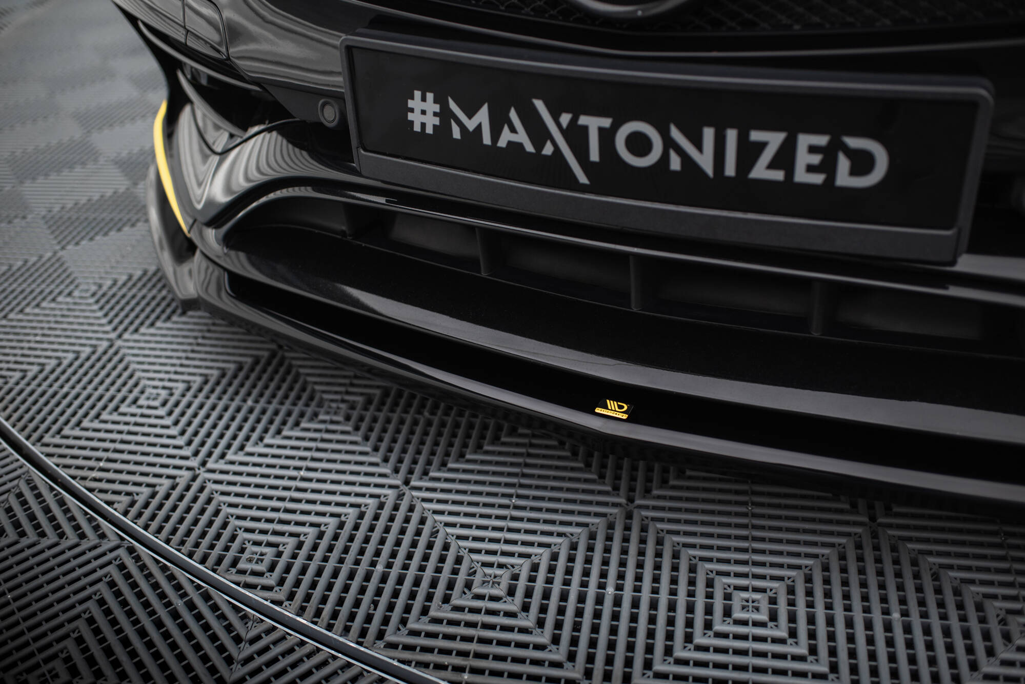 Street+ Spoilerlippe Front Ansatz V.4 passend für Mercedes-AMG CLA 45 Aero C117 FL schwarz Hochglanz